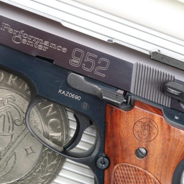 Smith & Wesson, Model 952-1, KAZ0690, A-1658