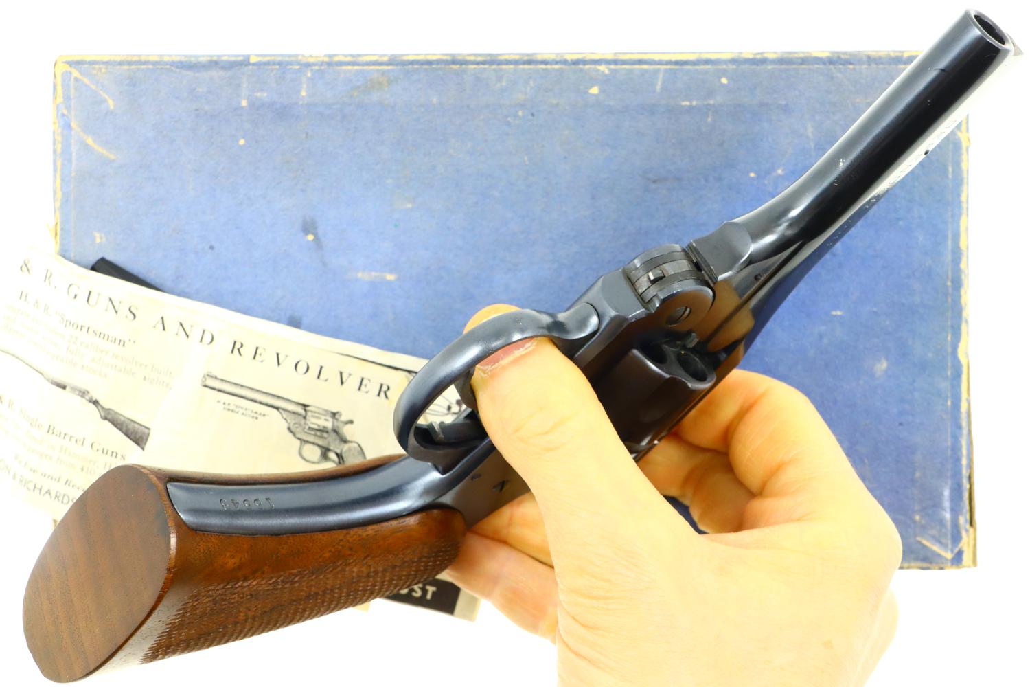 Gorgeous H&R, Defender 38 Revolver, 15548, A-1608-img-5