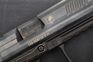H&K P30 Pistol, Basel Police Contract, Case, Spare Magazine, 129-006730, I-1255