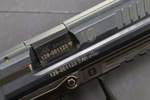 H&K P30 Pistol, Basel Police Contract, Case, Spare Magazine, 129-001123, I-1254