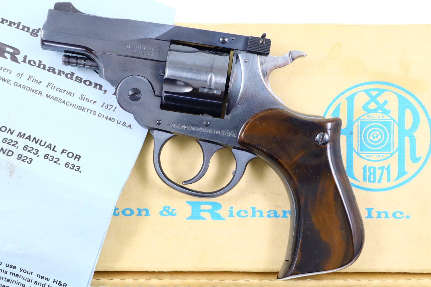 H&R, M925 5-shot Revolver, AF97926, FB00867-img-1