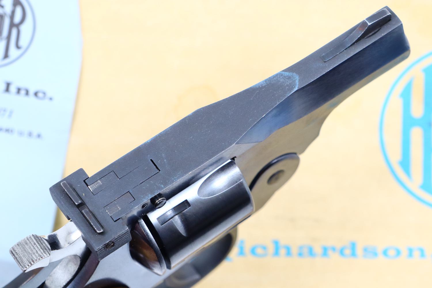 H&R, M925 5-shot Revolver, AF97926, FB00867-img-4