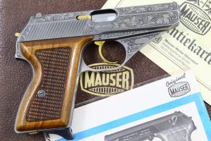 Mauser, HSc, Engraved, Cased Pistol,  9mmKurz, 00.8529, FB00910