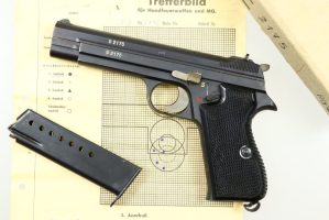 SIG P210-4, German Police, Boxed w/ Target, #2175, FB01007