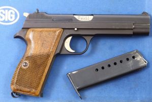 SIG P210-6, Swiss Pistol, 9mmP, Boxed with Test Target, P85533, FB01017