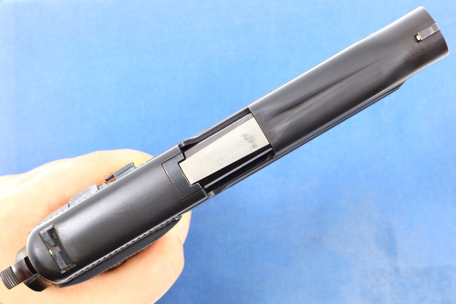 SIG Sauer P220, German Pistol, Boxed, G102576, FB01008 - Image 5