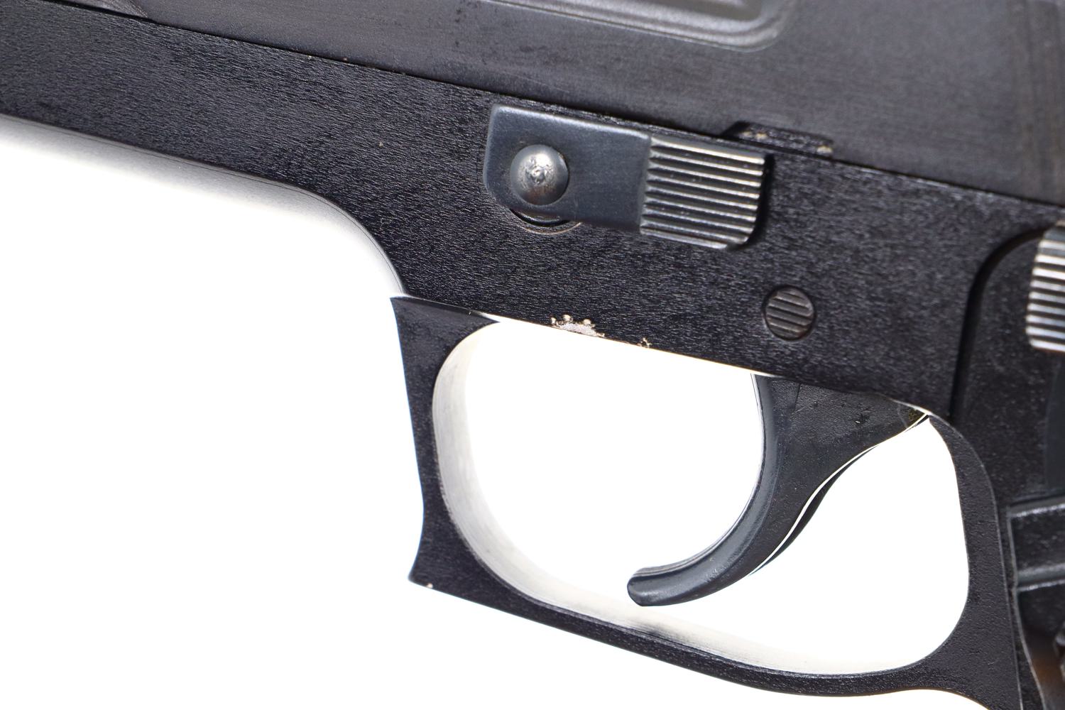 Attractive SIG Sauer P220, Nitron Finish, Swiss, G110302, FB00010 - Image 7