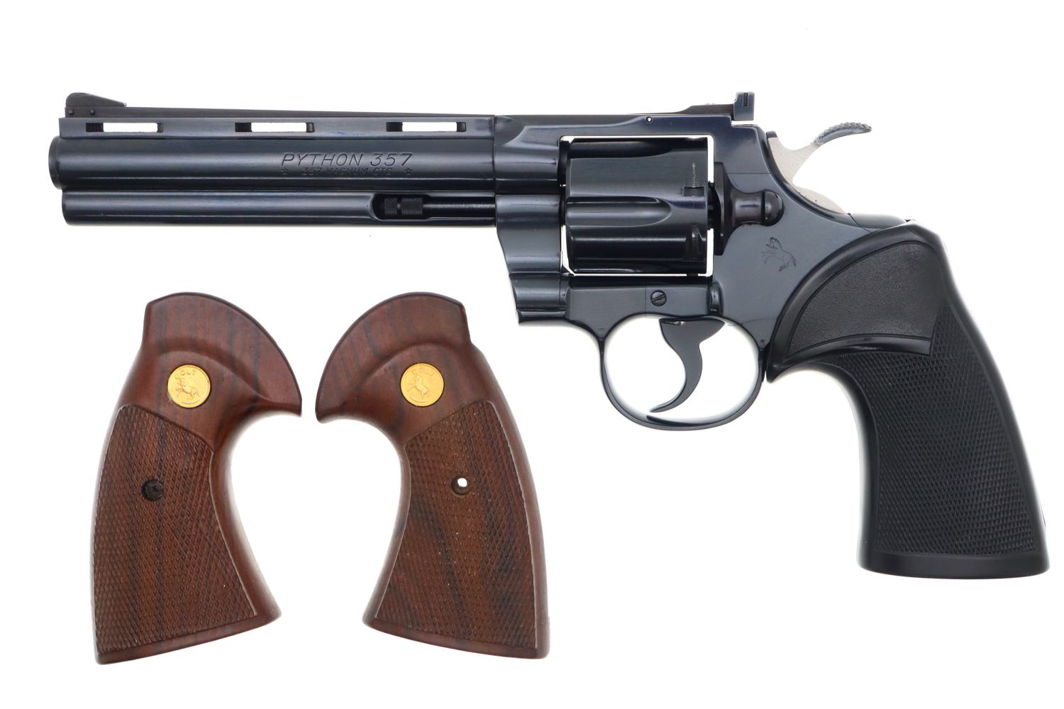 Beautiful, Colt Python, made 1977, Revolver, Spare Grips, 48655E, FB01279