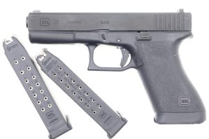 Beautiful Glock 17, Gen 1, Boxed, DM541US, FB01459