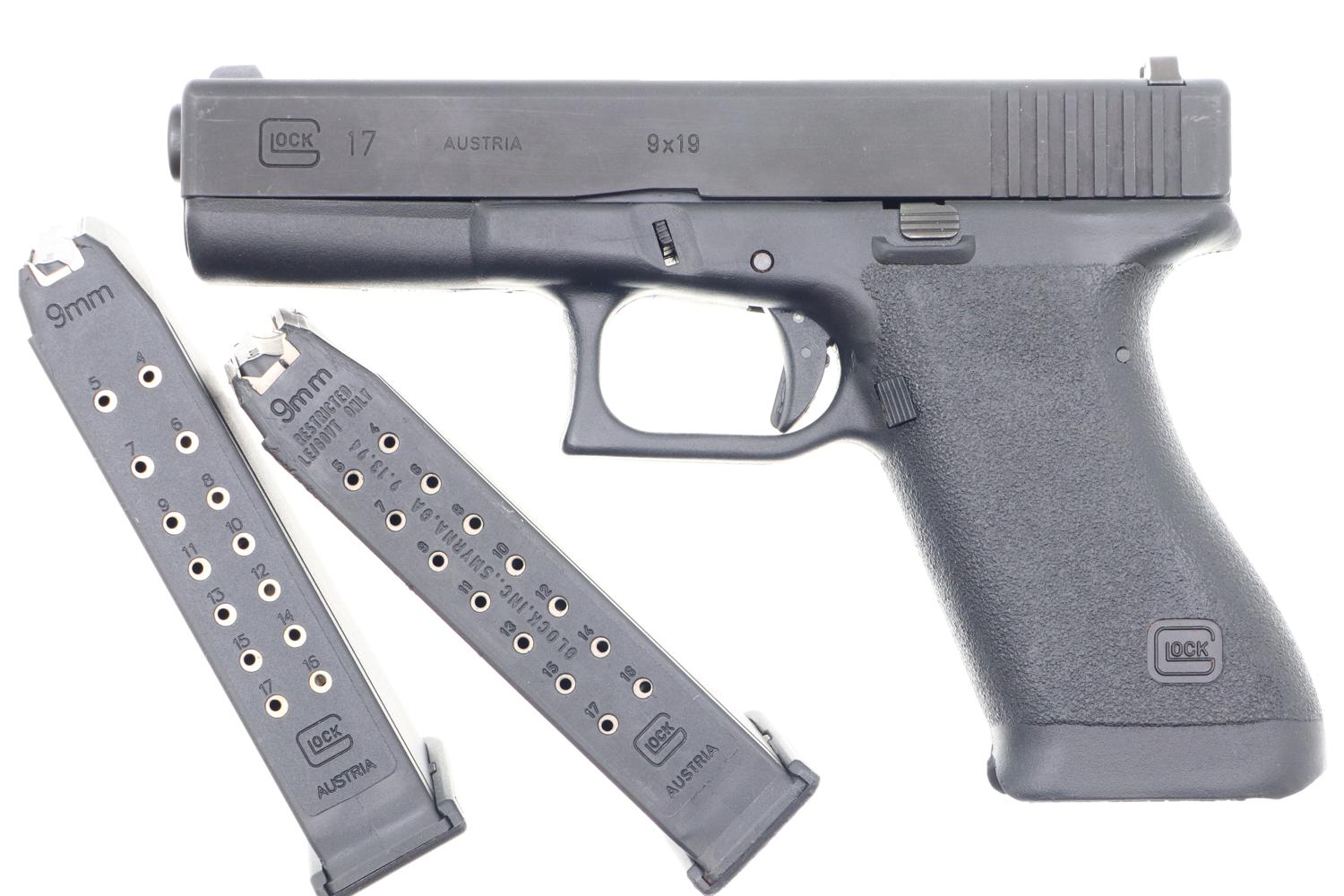 Beautiful Glock 17, Gen 1, Boxed, DM541US, FB01459 - Image 2