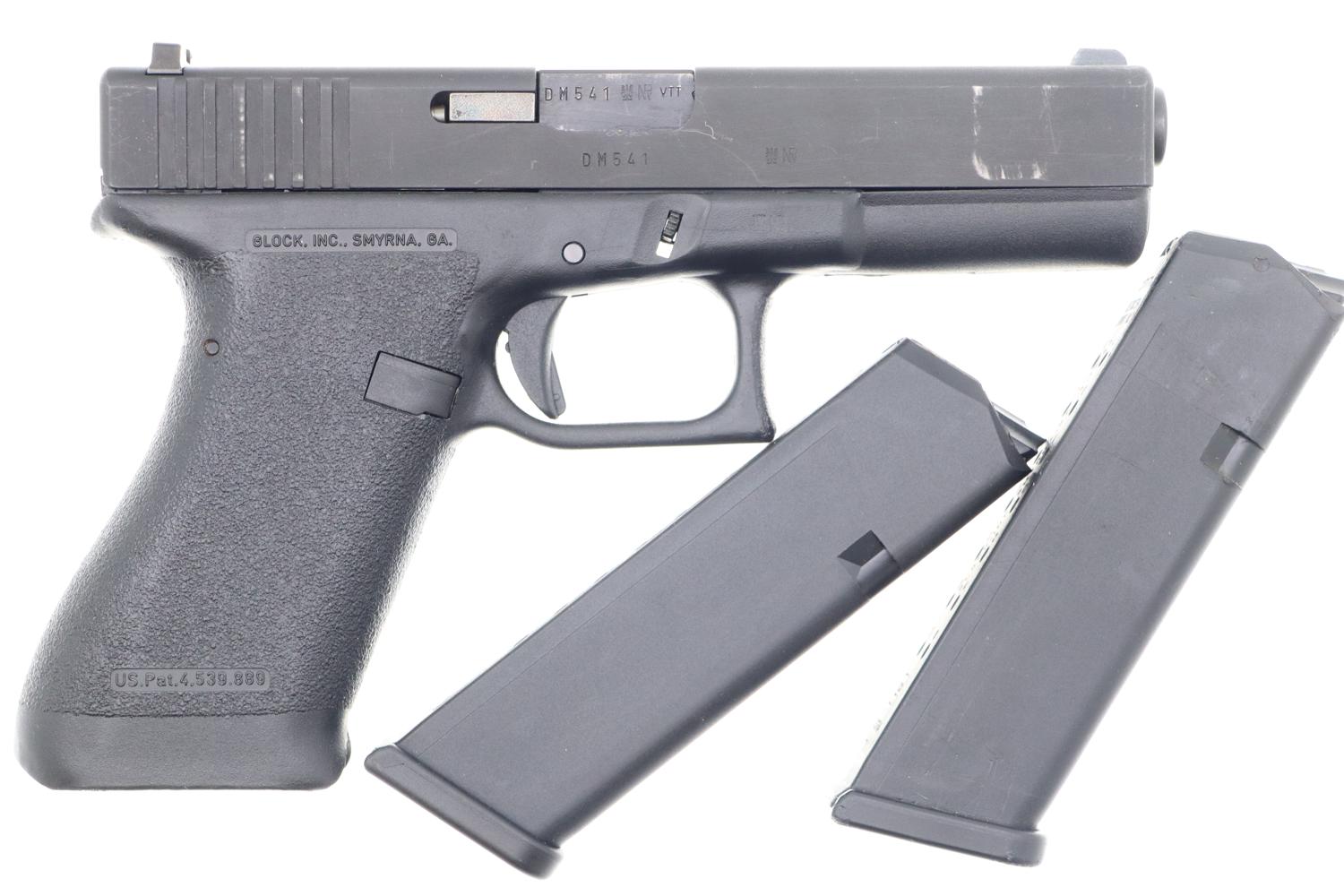 Beautiful Glock 17, Gen 1, Boxed, DM541US, FB01459 - Image 3