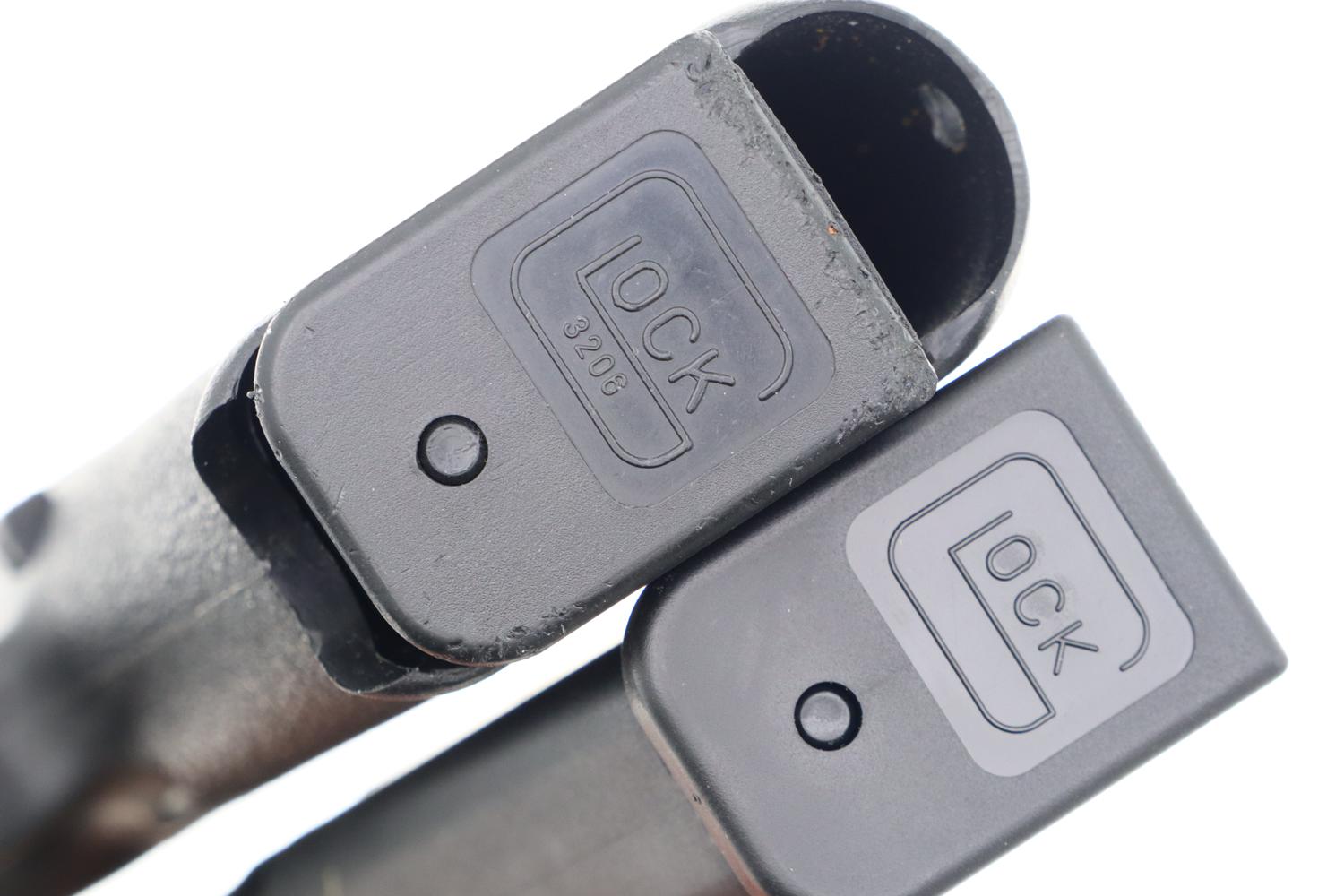 Beautiful Glock 17, Gen 1, Boxed, DM541US, FB01459 - Image 7