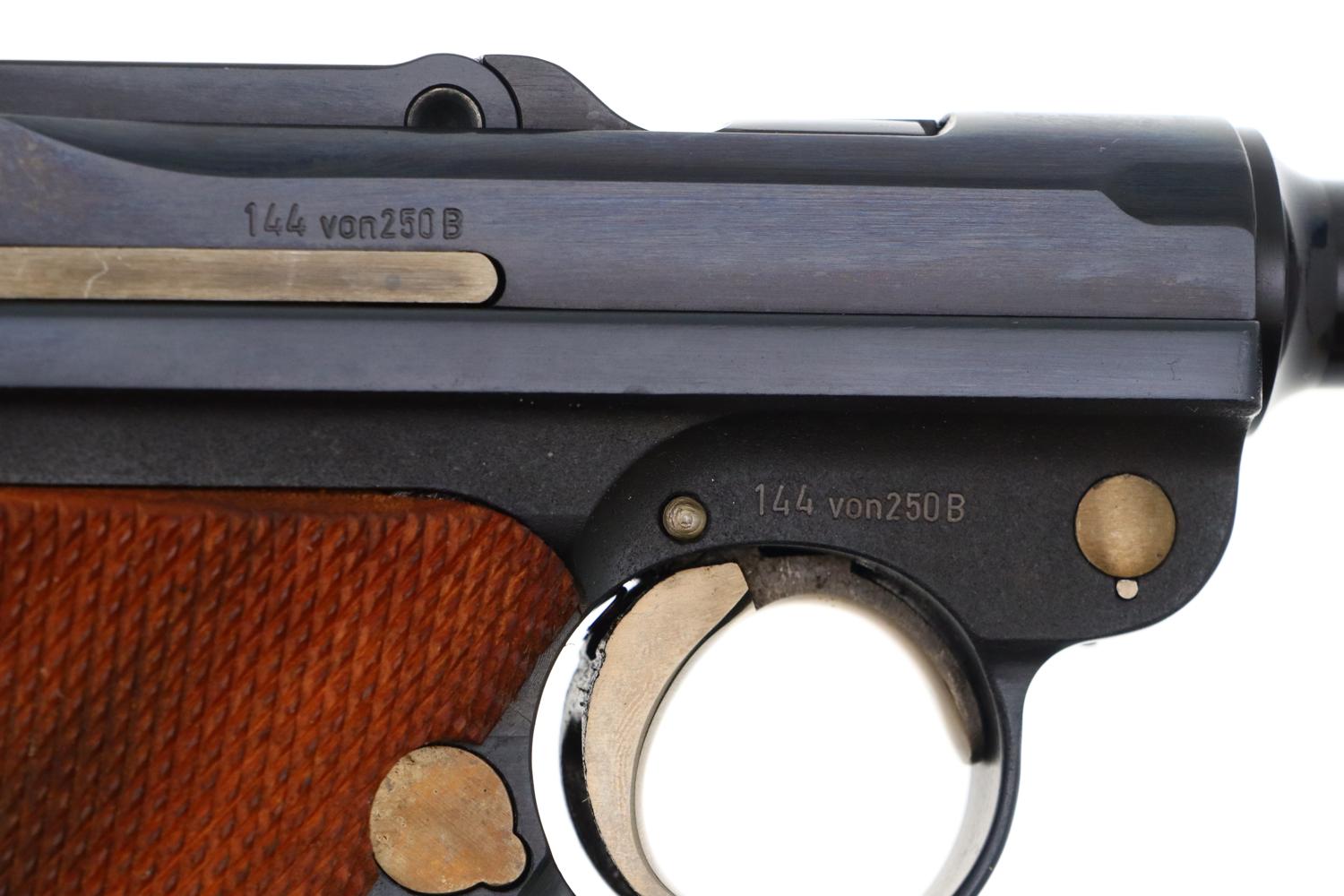 Mauser, P08 Luger, Bulgarian Commemorative, Boxed, 144von250B, FB01645 - Image 11