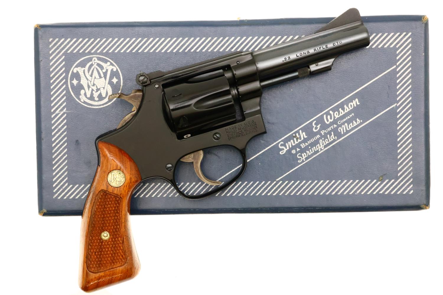 S&W Model 43 Revolver, .22 Kit Gun AirWeight, M39546, FB01542