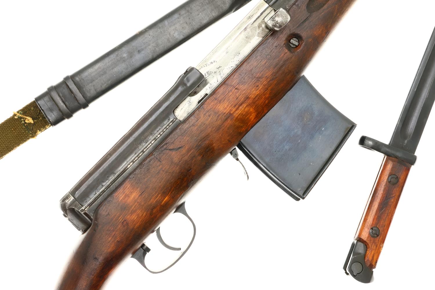 Wonderful Russian Izhevsk Tokarev SVT-40 Rifle, Bayonet, KC404, FB01830 - Image 3