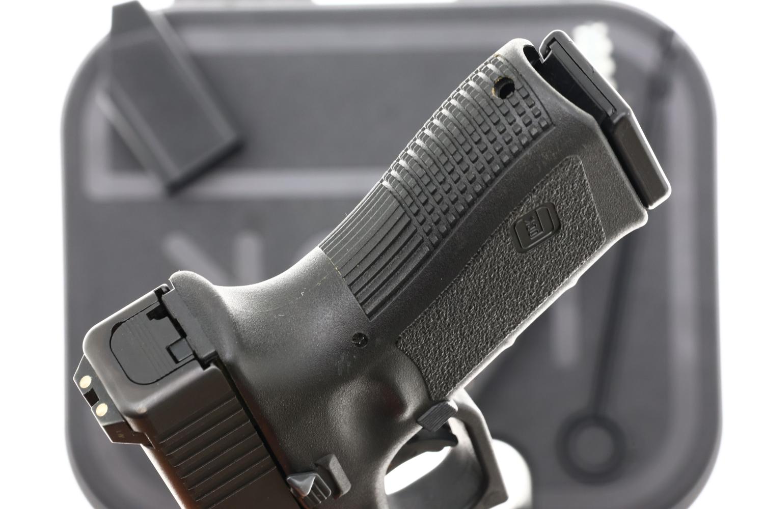 Glock 19 Gen 3 Police Pistol, Geneva Canton Police, PGE1566, FB02103 - Image 8