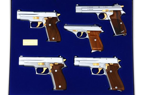Phenomenal SIG SAUER, VONBANK COLLECTION, FB01997-02001