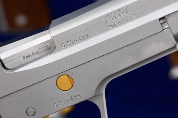 Phenomenal SIG SAUER, VONBANK COLLECTION, FB01997-02001 - Image 4