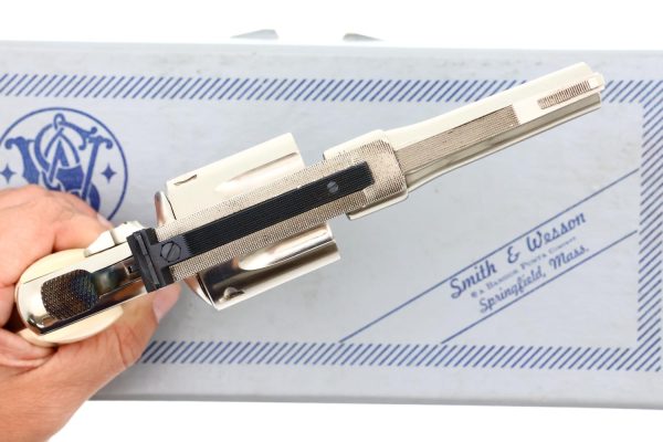 Near New S&W 27-2 Revolver, Box, Literature, Extra Grips, N637840, FB01550 - Image 3