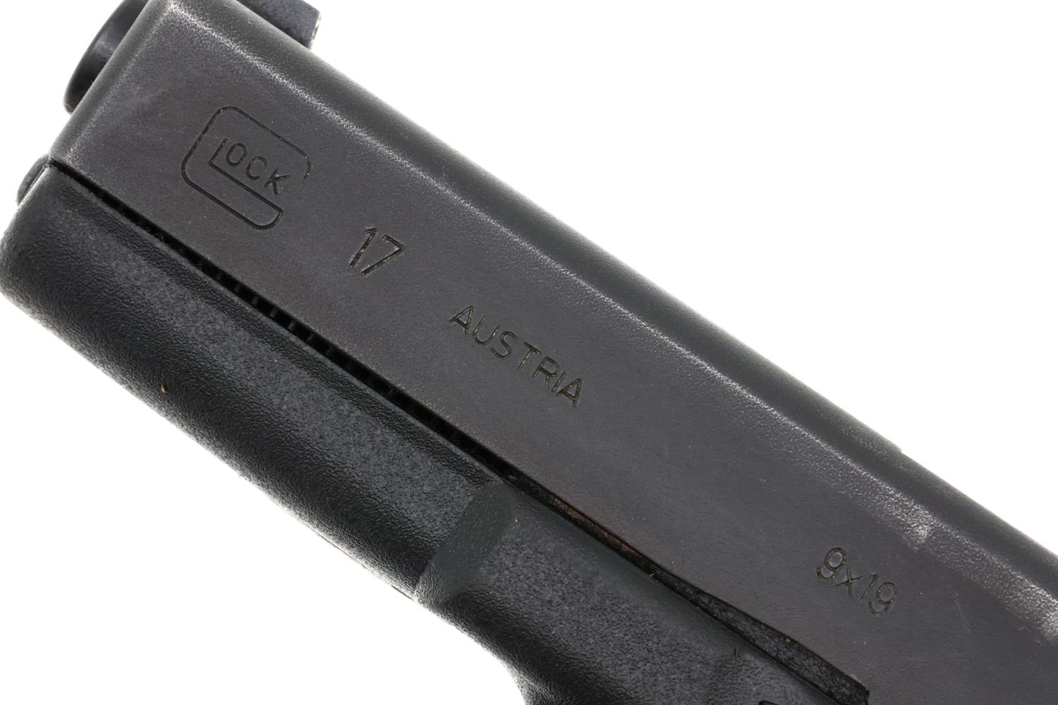 Glock 17 Gen 2 Police Pistol, Belgian Police of Leuven, CFB132, FB02086 - Image 5