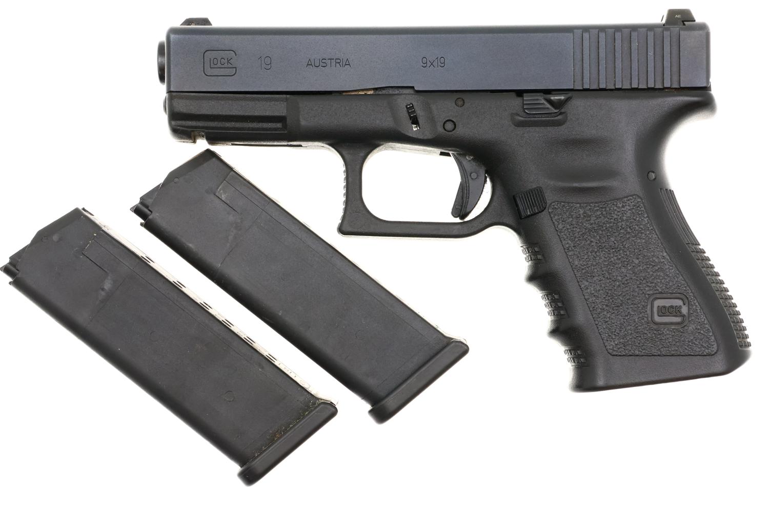Glock 19 Gen 3 Police Pistol, Geneva Police, PGE0262, FB02100 - Image 2