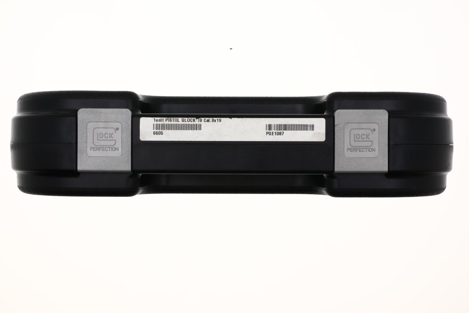 Glock 19 Gen 3 Police Pistol, Geneva Canton Police, PGE1087, FB02096 - Image 12