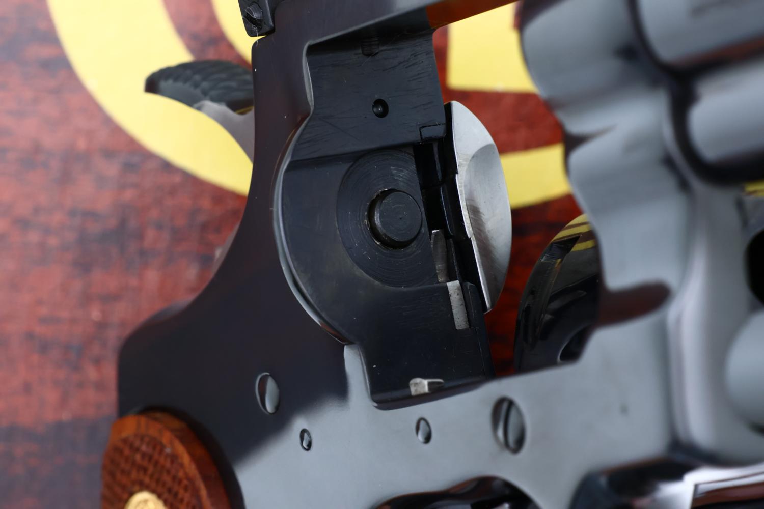 Colt Python, 2.5" Barrel, Blued Revolver, Boxed, K64632, FB02281 - Image 10