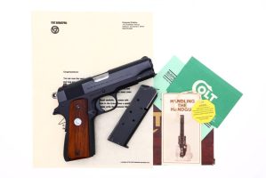 Colt Lightweight Commander .45, made 1976, Boxed, CLW024458, FB02275