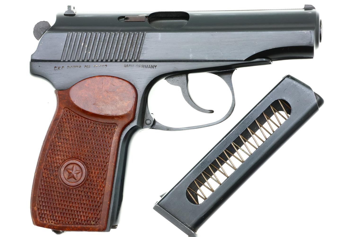 Ishevsk Arsenal, Russian Makarov Pistol, Dated 1983, CT5927, FB00450 - Image 3