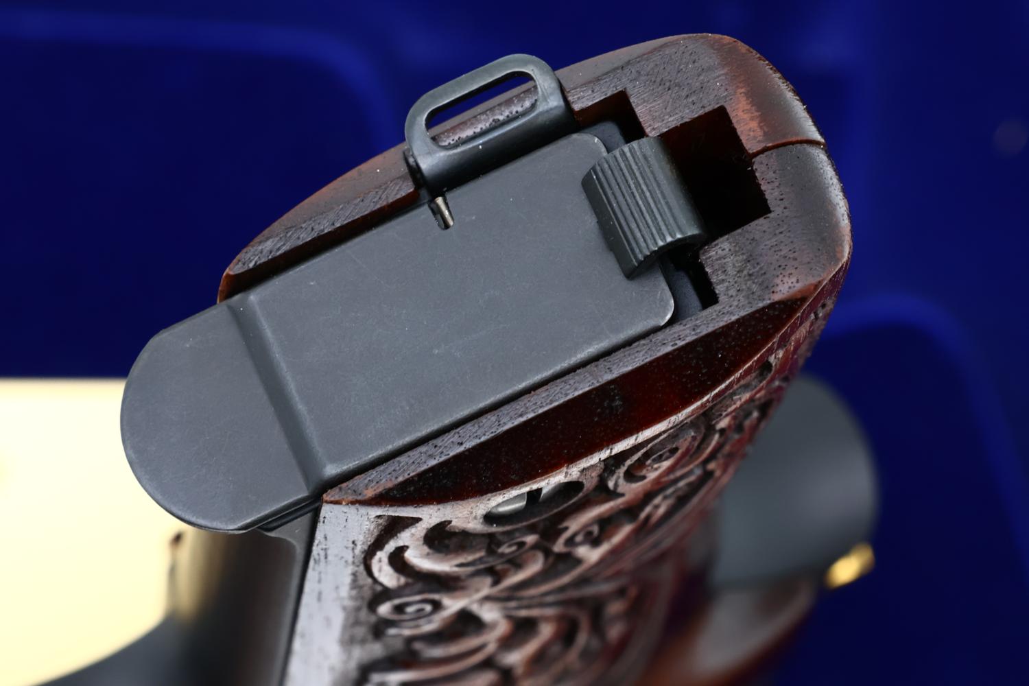 SIG SAUER, P220 125th Commemorative Pistol, Cased. JP714, FB02006 - Image 7