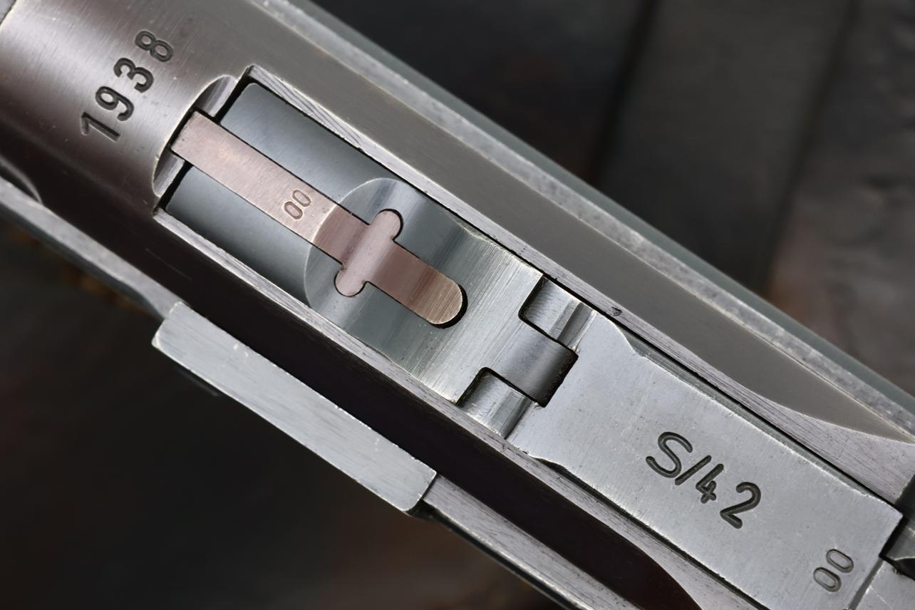 Mauser Luger 1938 S/42 German WWII Military pistol, 8300i, FB01576 - Image 15