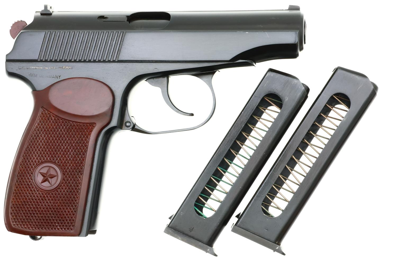 Russian Military Makarov pistol, Izhevsk, 1962 dated, 4132, FB00382 - Image 3