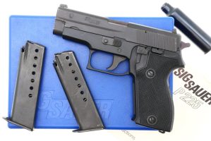 SIG Sauer P225 Pistol, Zurich Police, Boxed, M418888, FB02051