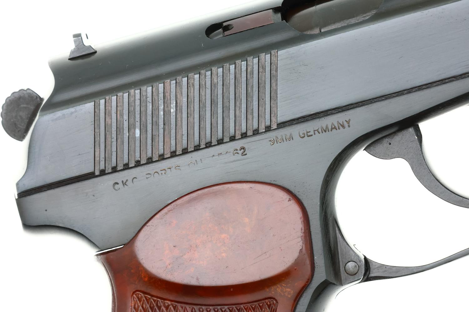 Russian Izhevsk Arsenal Makarov Pistol, 1983 date, CT4612, FB00457 - Image 4