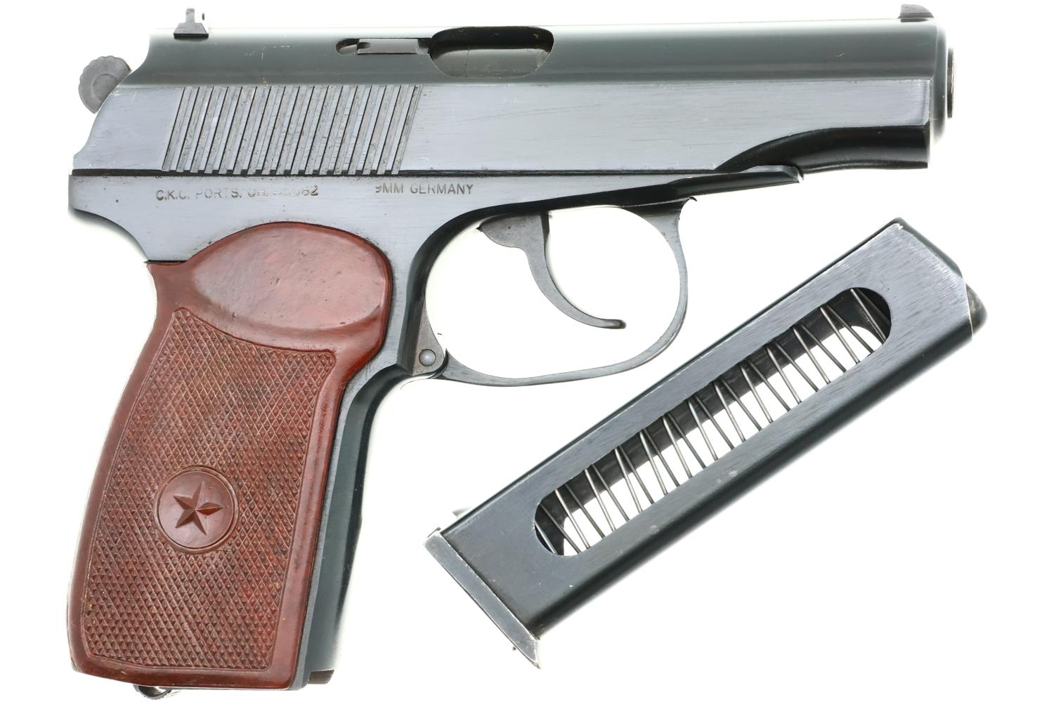Russian Izhevsk Arsenal Military Makarov Pistol, 1983 Date, CT6034, FB00452 - Image 3