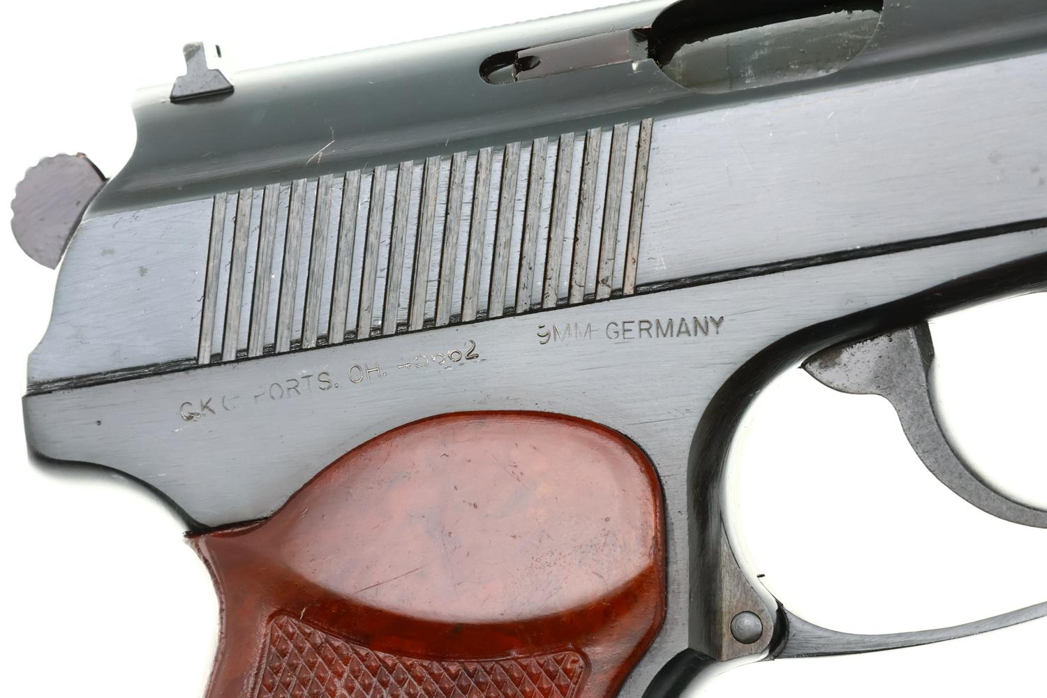 Russian Izhevsk Military Makarov Pistol, dated 1983, CT2582, FB00472 - Image 4